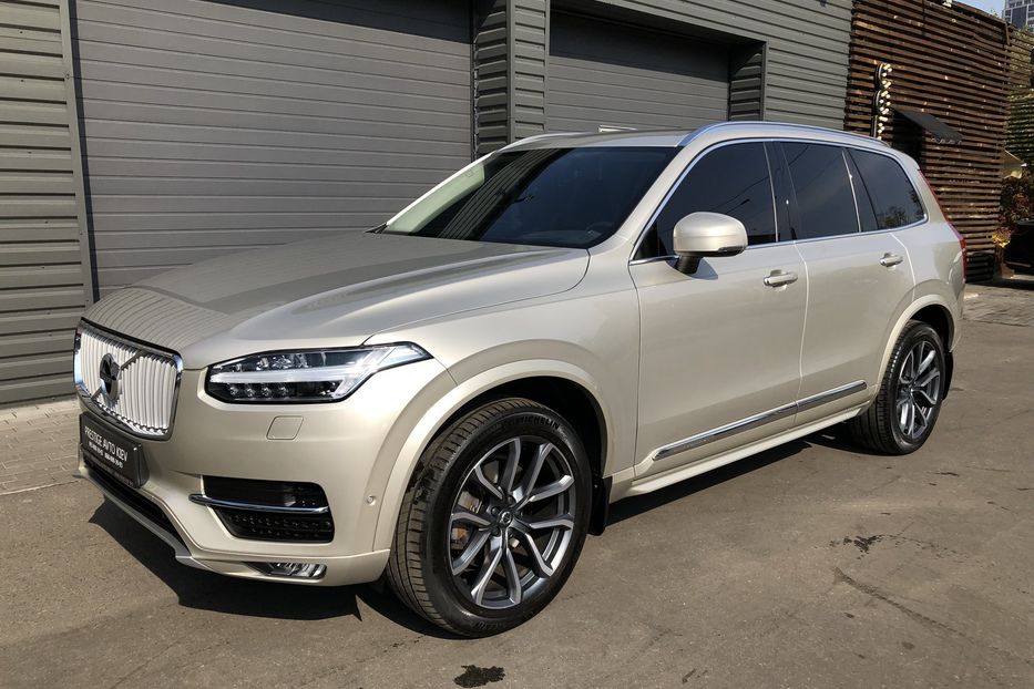 Продам Volvo XC90 Inscription D5 Официальный 2015 года в Киеве