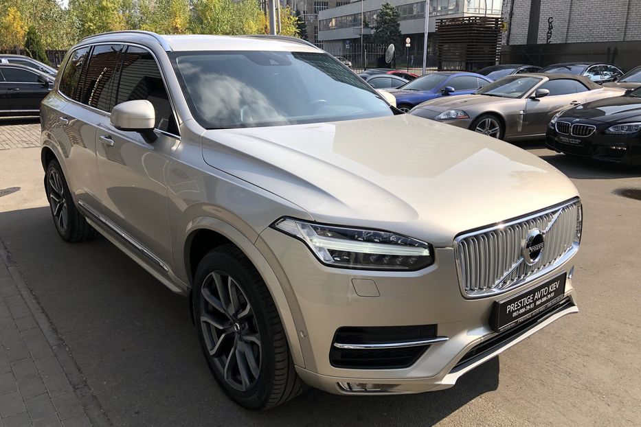 Продам Volvo XC90 Inscription D5 Официальный 2015 года в Киеве