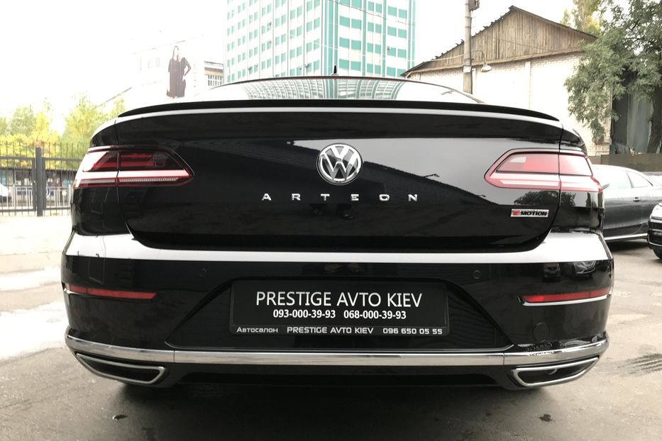 Продам Volkswagen Arteon R-Line 2.0 TSI 4MOTION 2017 года в Киеве