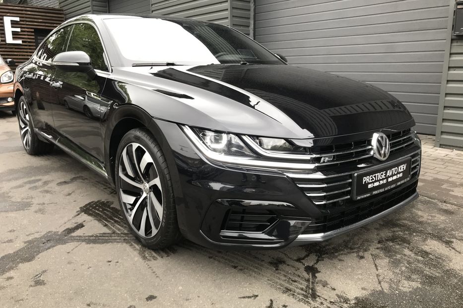 Продам Volkswagen Arteon R-Line 2.0 TSI 4MOTION 2017 года в Киеве