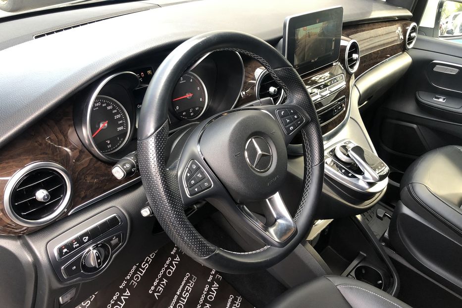 Продам Mercedes-Benz V-Class V-250  2015 года в Киеве