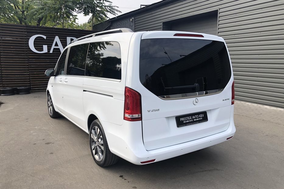 Продам Mercedes-Benz V-Class V-250  2015 года в Киеве