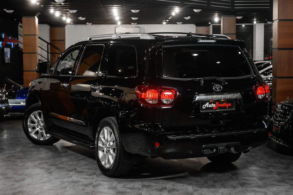 Продам Toyota Sequoia Platinum 2018 года в Одессе