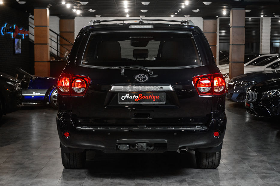 Продам Toyota Sequoia Platinum 2018 года в Одессе