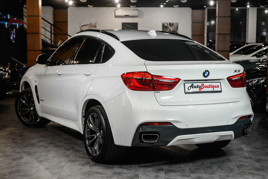 Продам BMW X6  xDrive 30d 2016 года в Одессе