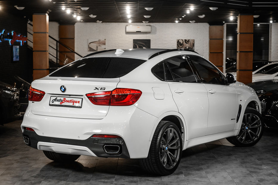 Продам BMW X6  xDrive 30d 2016 года в Одессе