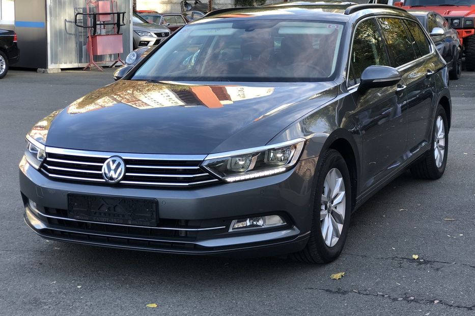 Продам Volkswagen Passat B8 Comfortline 2015 года в Киеве