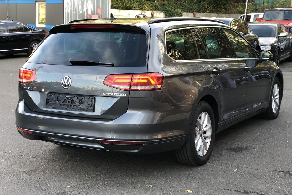 Продам Volkswagen Passat B8 Comfortline 2015 года в Киеве