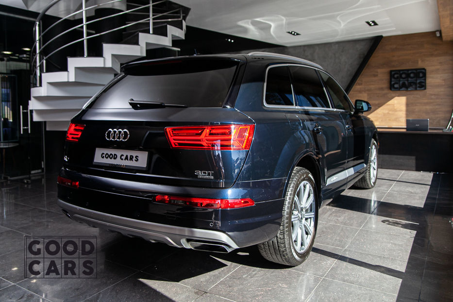 Продам Audi Q7 Panorama + 2017 года в Одессе