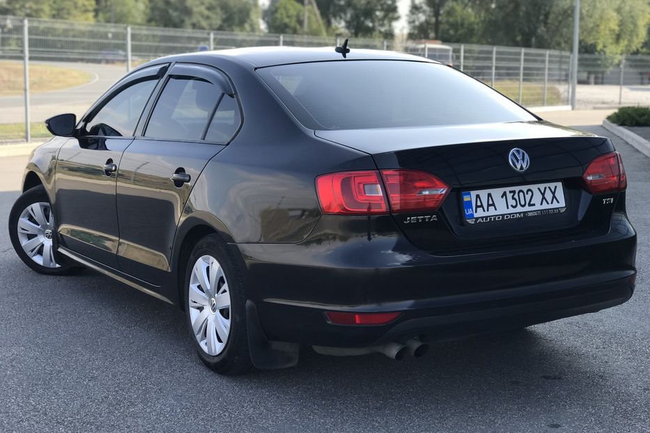 Продам Volkswagen Jetta OFFICIAL 2012 года в Днепре