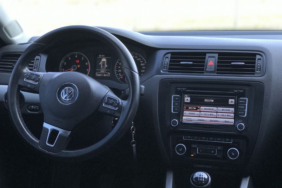 Продам Volkswagen Jetta OFFICIAL 2012 года в Днепре