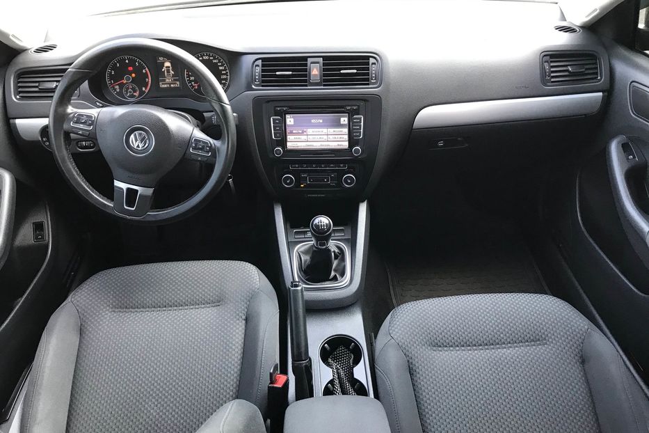 Продам Volkswagen Jetta OFFICIAL 2012 года в Днепре