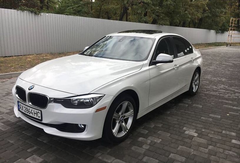 Продам BMW 328 Xdrive 2013 года в Днепре