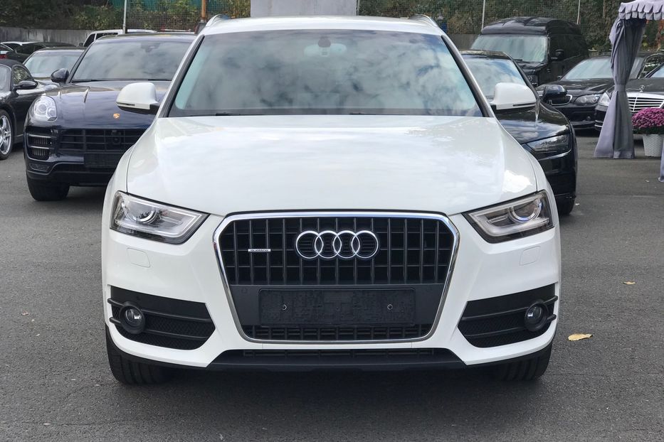 Продам Audi Q3 2.0TDI quattro 2013 года в Киеве