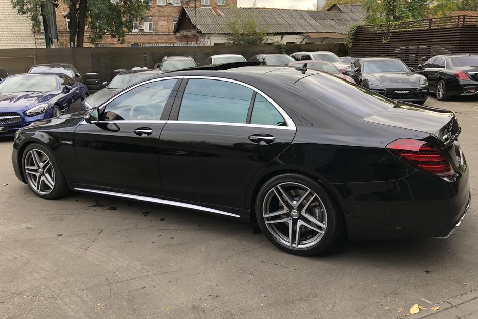Продам Mercedes-Benz S-Class S63 AMG 4MATIC+ Long 2018 года в Киеве