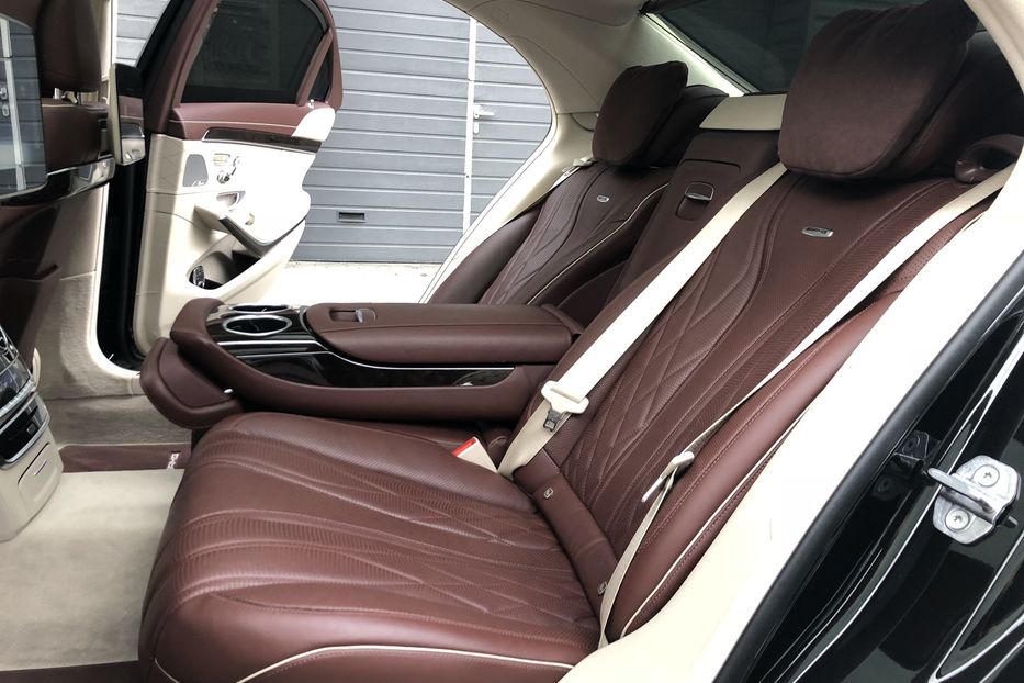 Продам Mercedes-Benz S-Class S63 AMG 4MATIC+ Long 2018 года в Киеве