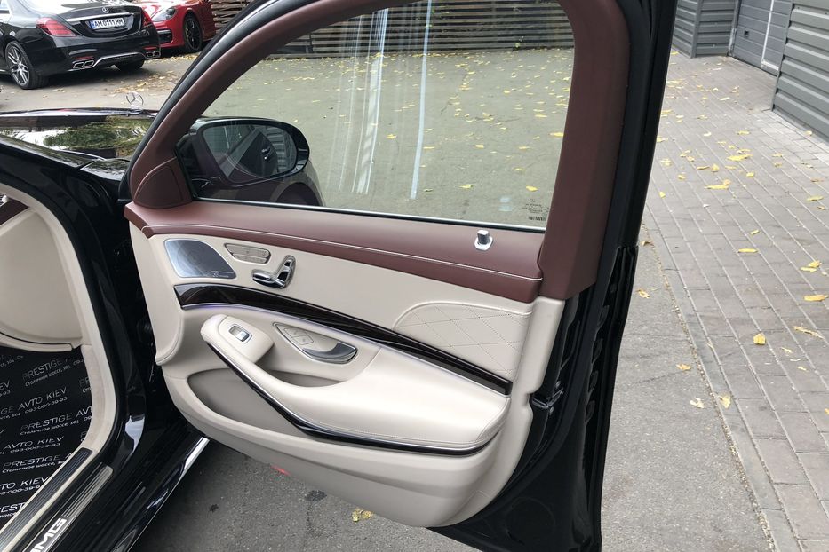 Продам Mercedes-Benz S-Class S63 AMG 4MATIC+ Long 2018 года в Киеве