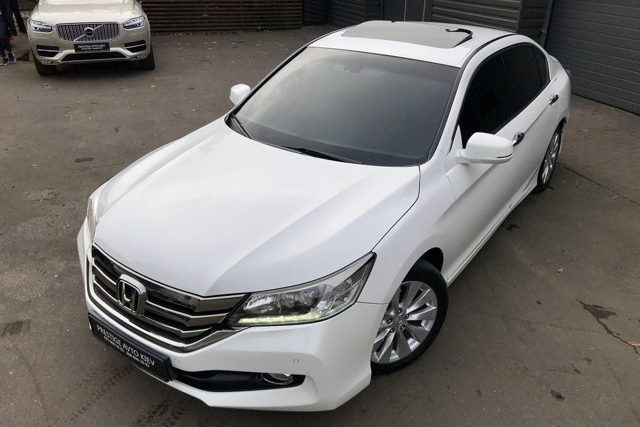 Продам Honda Accord Executive 2015 года в Киеве