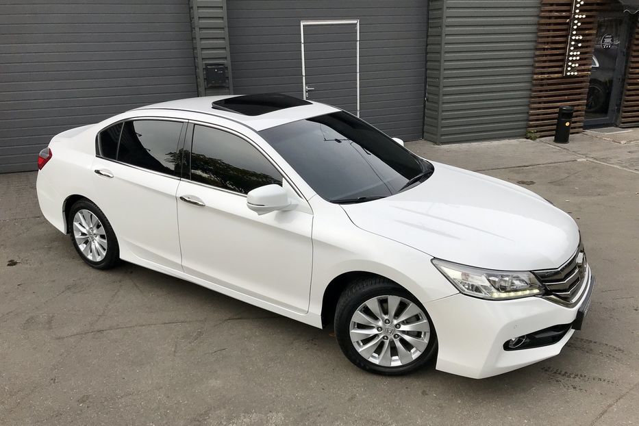 Продам Honda Accord Executive 2015 года в Киеве