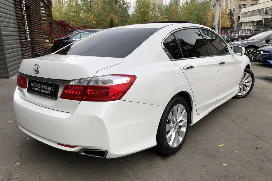 Продам Honda Accord Executive 2015 года в Киеве