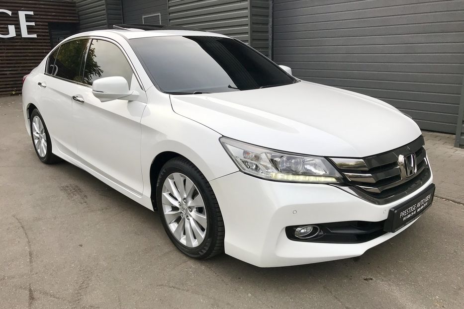 Продам Honda Accord Executive 2015 года в Киеве