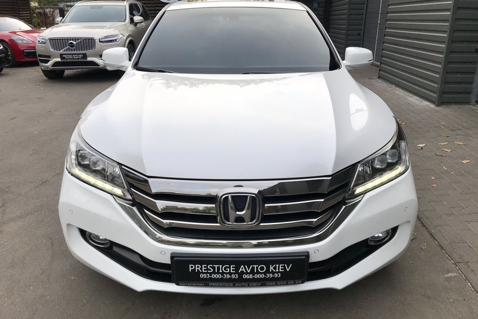 Продам Honda Accord Executive 2015 года в Киеве