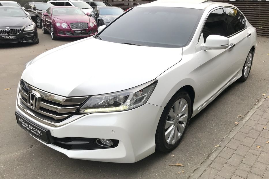 Продам Honda Accord Executive 2015 года в Киеве