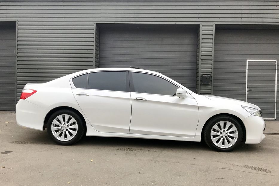 Продам Honda Accord Executive 2015 года в Киеве