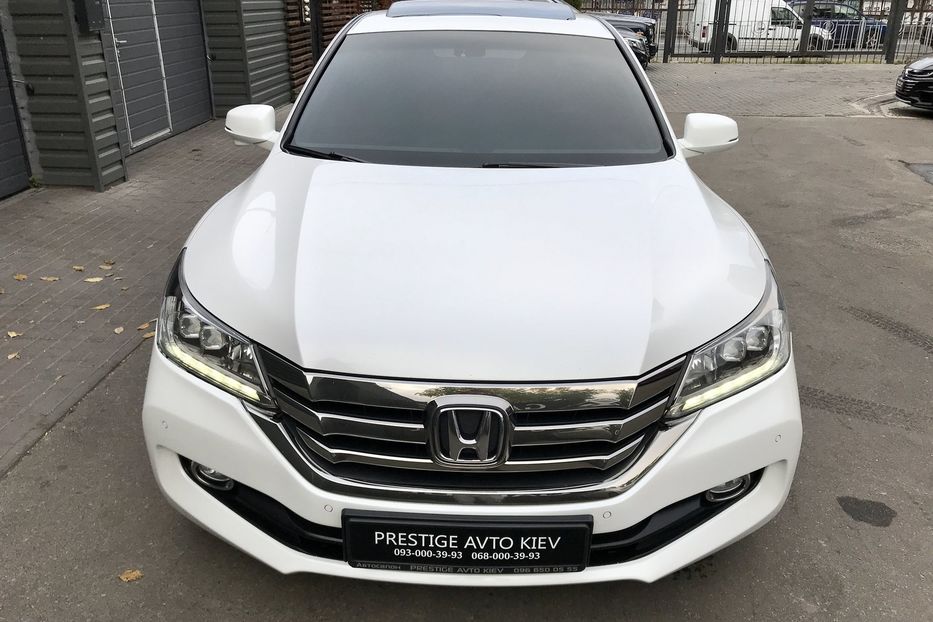 Продам Honda Accord Executive 2015 года в Киеве