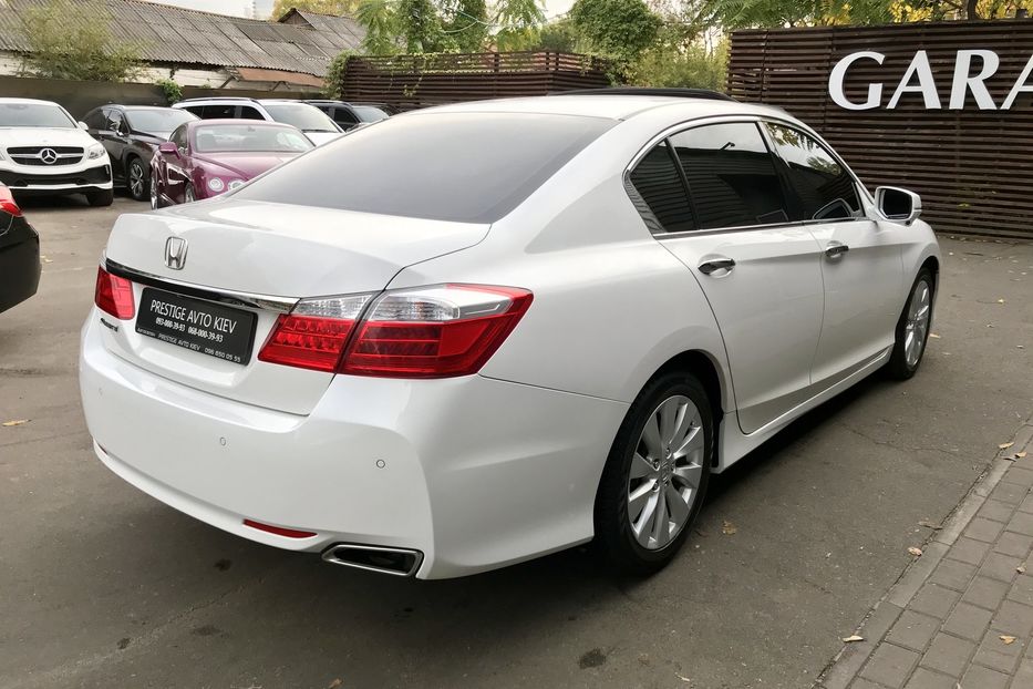 Продам Honda Accord Executive 2015 года в Киеве