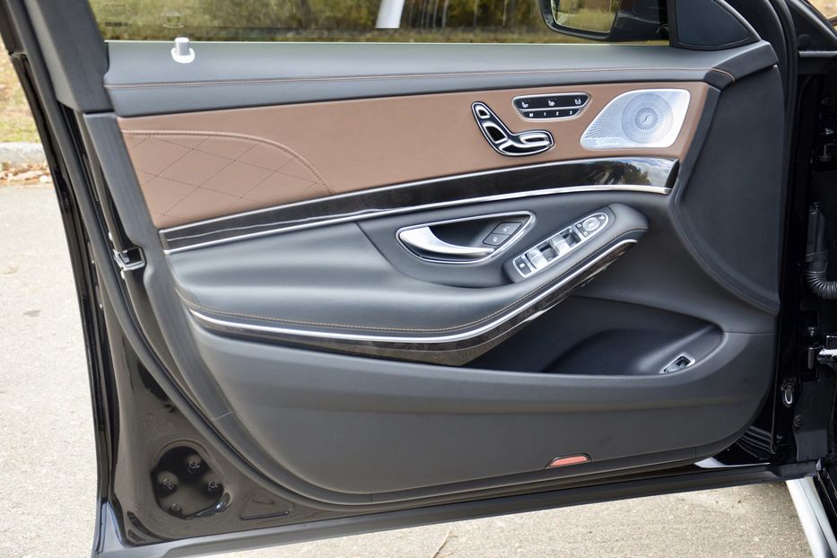 Продам Mercedes-Benz S-Class  S 63 AMG 2013 года в Киеве