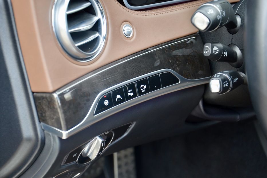 Продам Mercedes-Benz S-Class  S 63 AMG 2013 года в Киеве