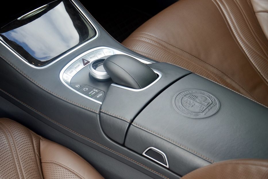 Продам Mercedes-Benz S-Class  S 63 AMG 2013 года в Киеве