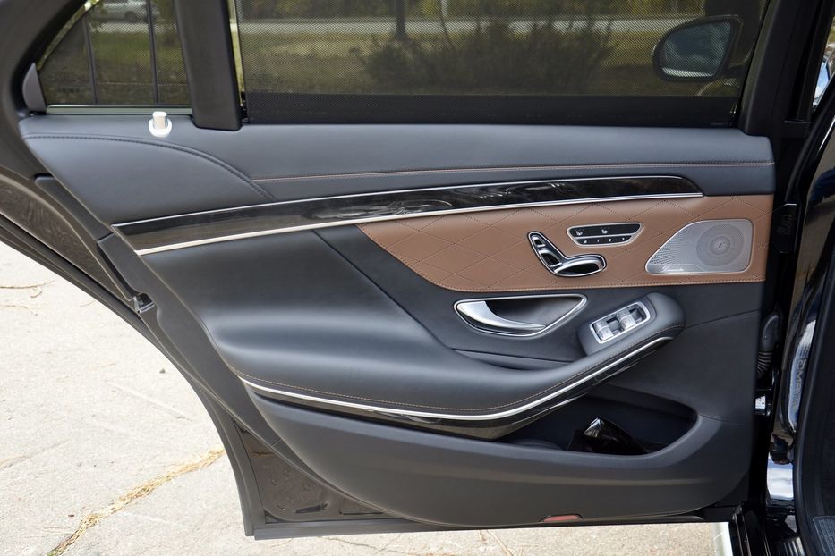 Продам Mercedes-Benz S-Class  S 63 AMG 2013 года в Киеве