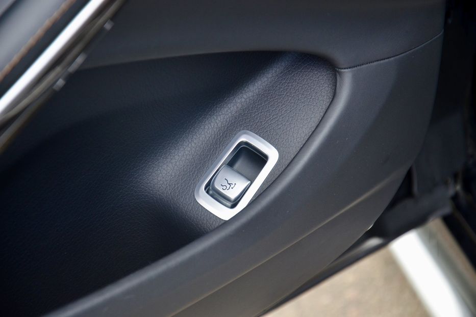 Продам Mercedes-Benz S-Class  S 63 AMG 2013 года в Киеве