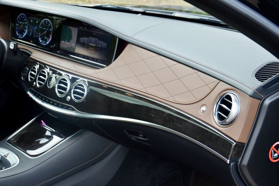 Продам Mercedes-Benz S-Class  S 63 AMG 2013 года в Киеве