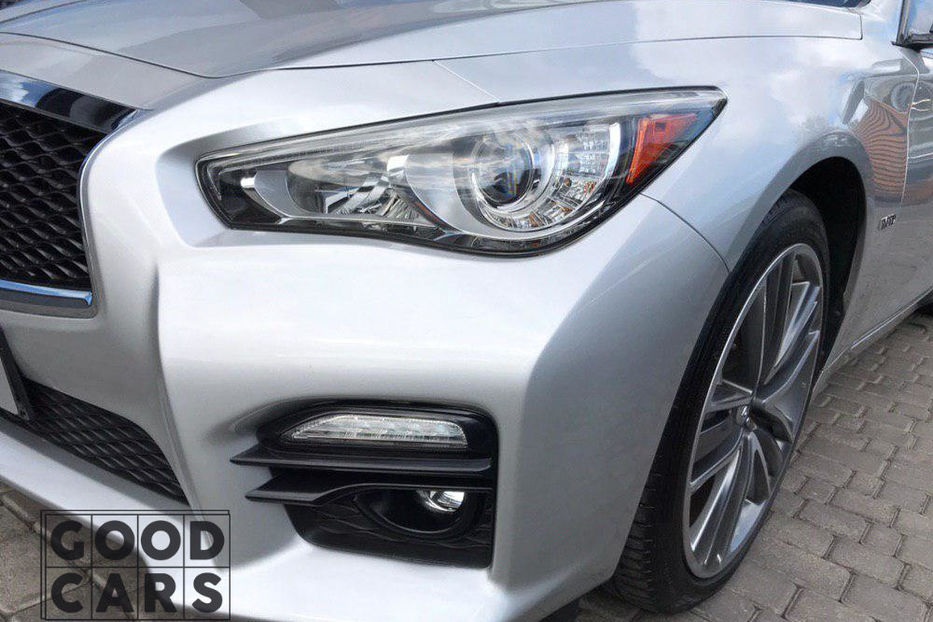 Продам Infiniti Q50 V6 3.5 HYBRID 350л.с 2014 года в Одессе