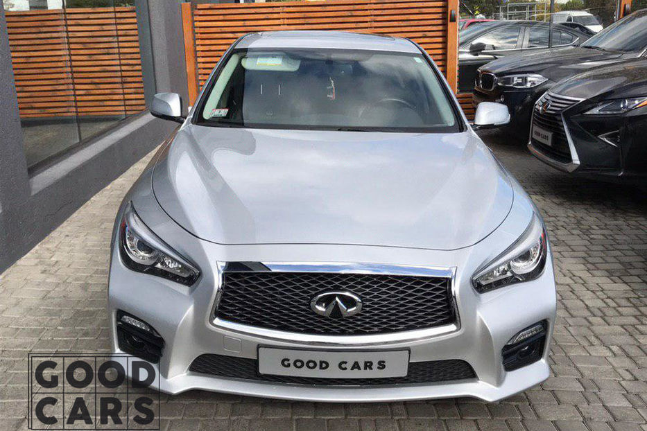 Продам Infiniti Q50 V6 3.5 HYBRID 350л.с 2014 года в Одессе