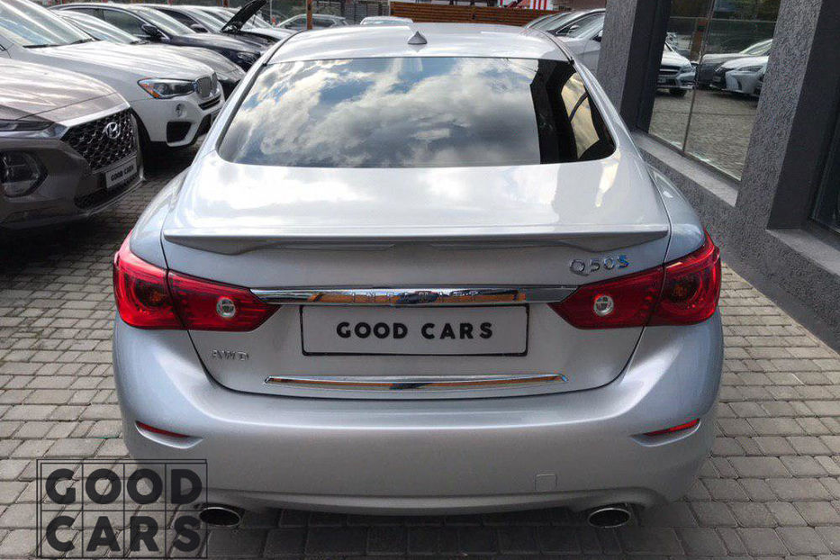 Продам Infiniti Q50 V6 3.5 HYBRID 350л.с 2014 года в Одессе