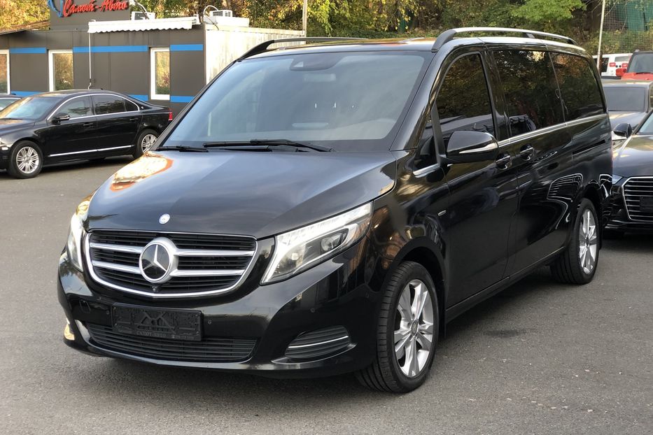 Продам Mercedes-Benz V-Class 250 4 MATIC 2015 года в Киеве