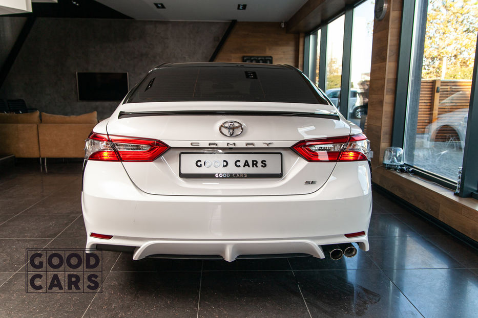 Продам Toyota Camry SE 2018 года в Одессе