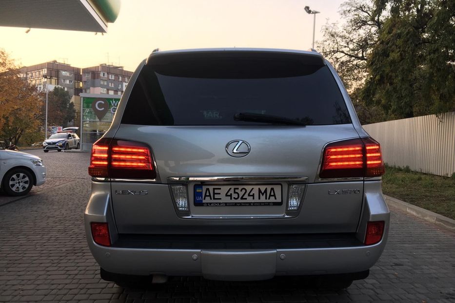 Продам Lexus LX 570 2010 года в Днепре