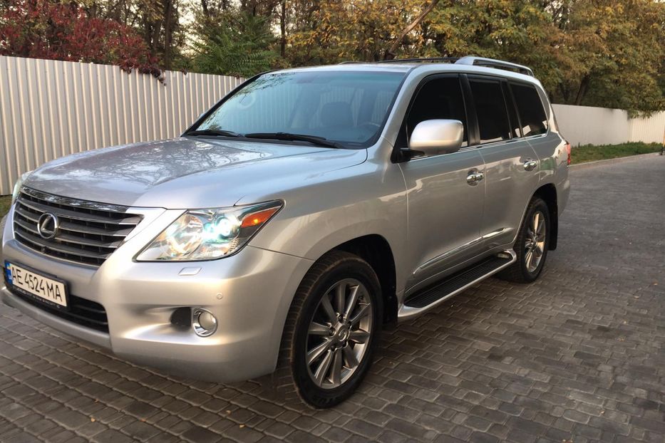 Продам Lexus LX 570 2010 года в Днепре