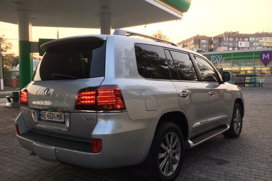 Продам Lexus LX 570 2010 года в Днепре