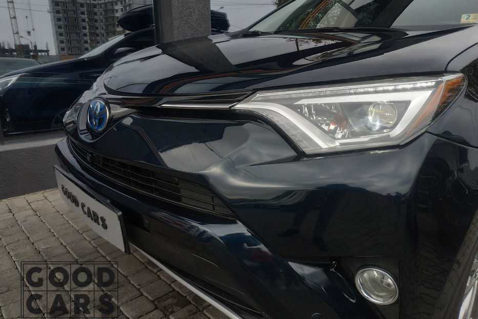 Продам Toyota Rav 4 2017 года в Одессе