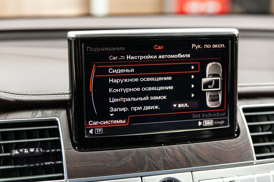 Продам Audi A8 Long design selection  2012 года в Одессе