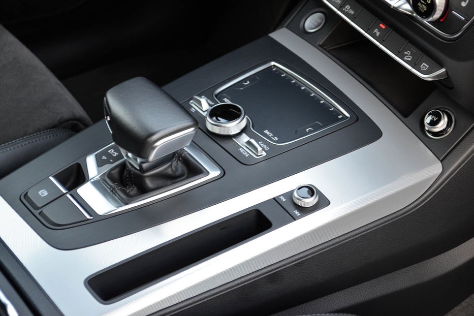 Продам Audi Q5 Diesel 2017 года в Киеве