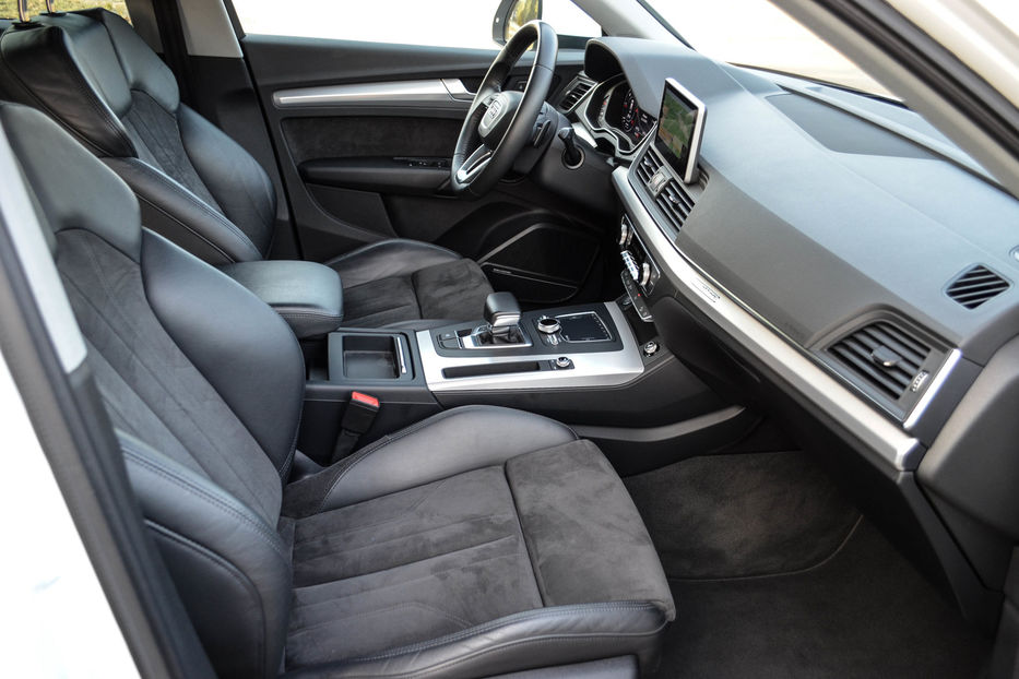 Продам Audi Q5 Diesel 2017 года в Киеве