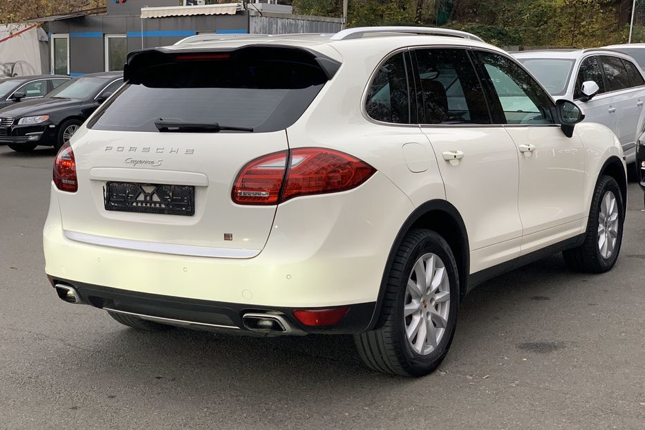 Продам Porsche Cayenne 3.0 Diesel 2010 года в Киеве