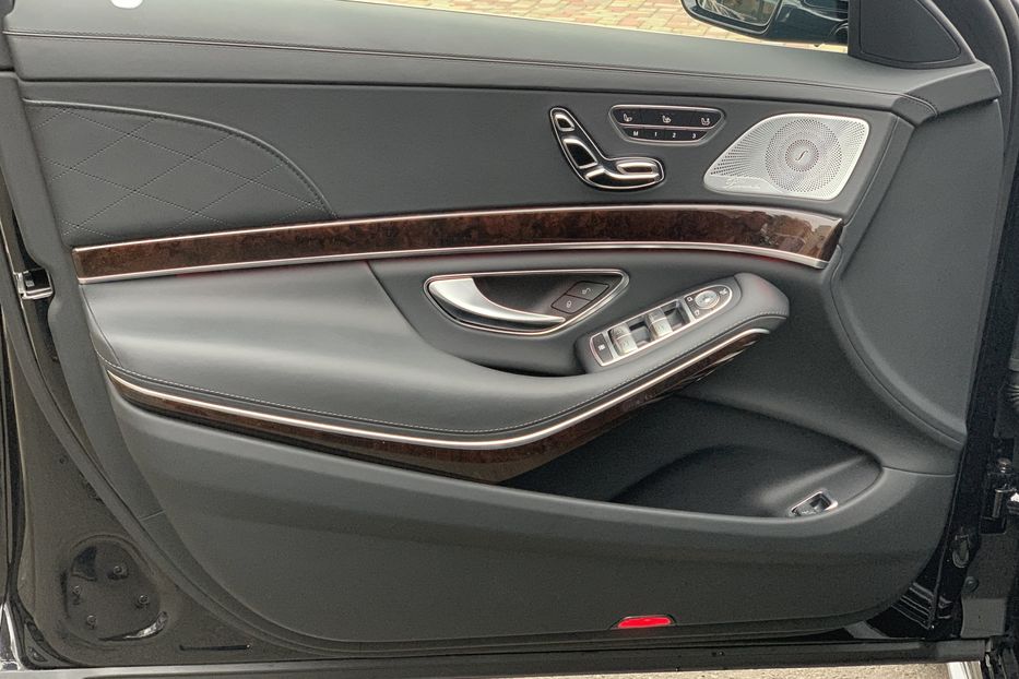 Продам Mercedes-Benz S-Class 560 4Matic 2019 года в Киеве